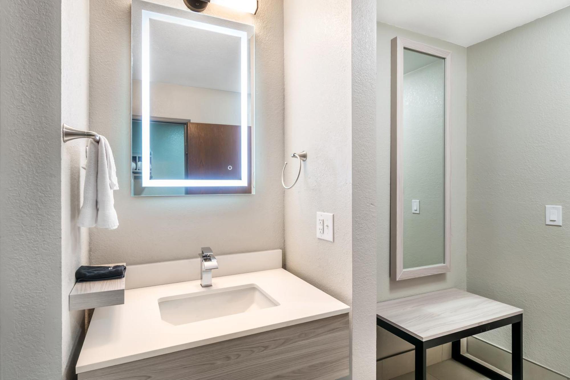 Best Western Wichita North Park City Extérieur photo