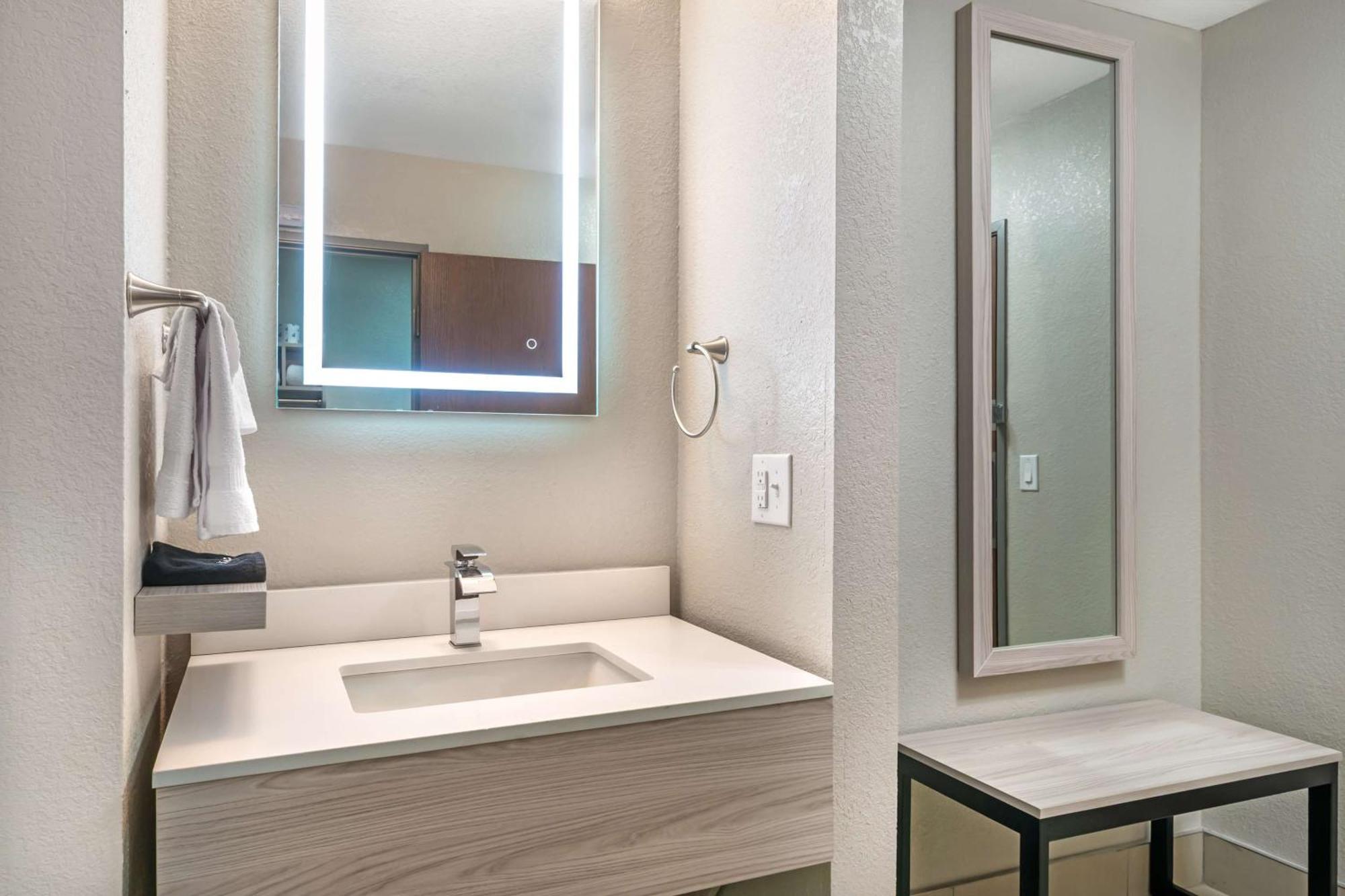 Best Western Wichita North Park City Extérieur photo